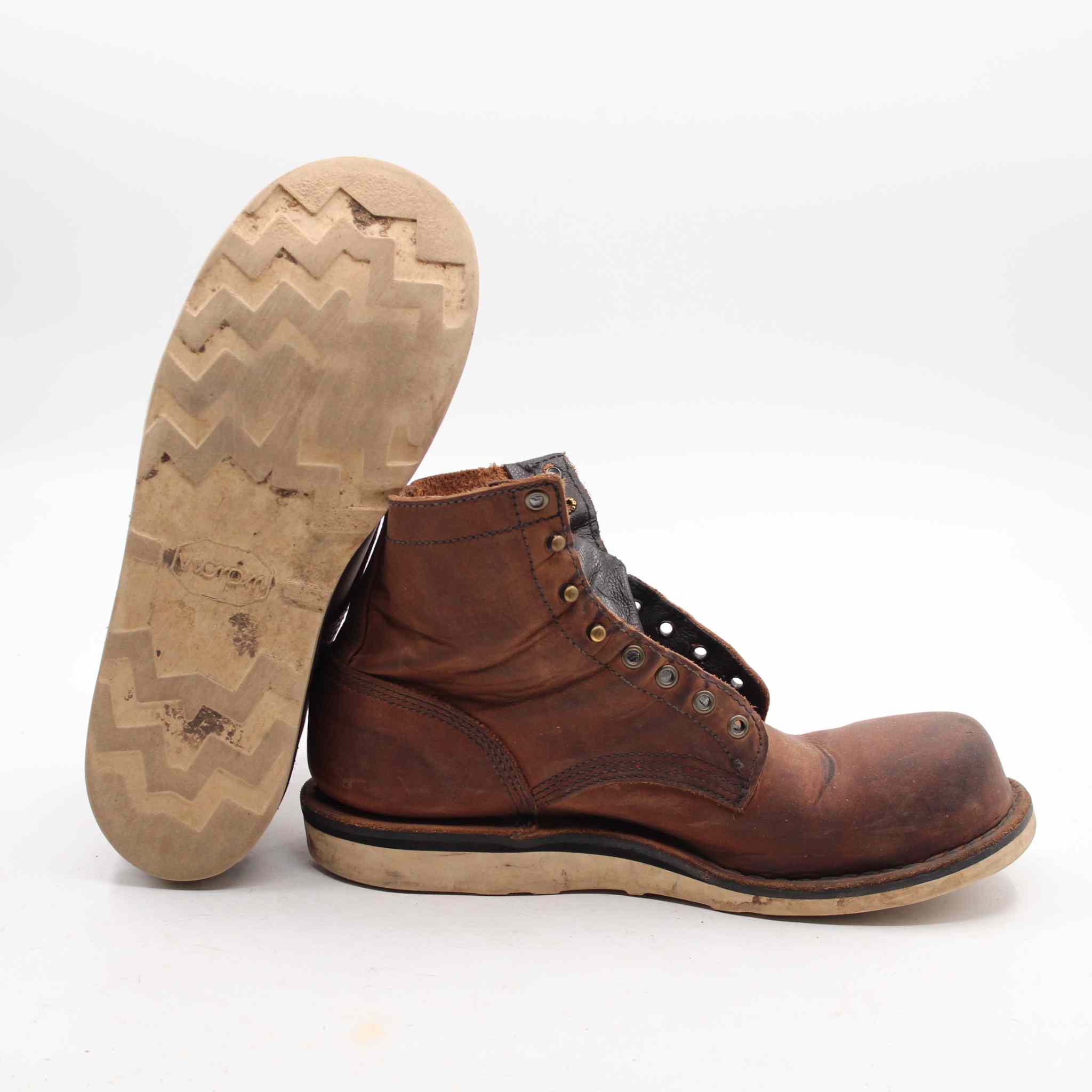 300 (Safety Toe) - 10/EE - Image 3